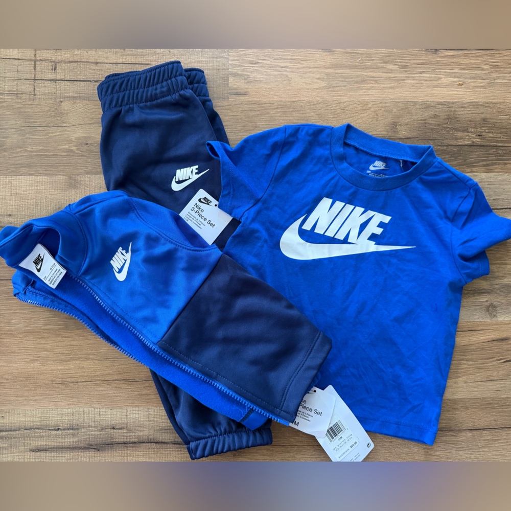 Nike Kids Blue and Navy Jogger Set